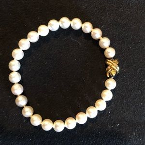 Meet your Posher, Shirle